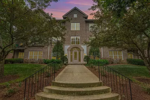 2000 Newark Ln #G303, Thompsons Station, TN 37179