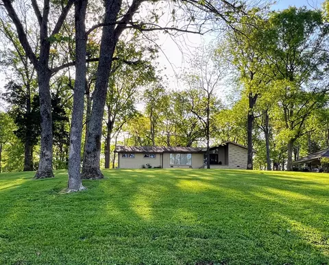 808 N Summerfield Dr, Madison, TN 37115