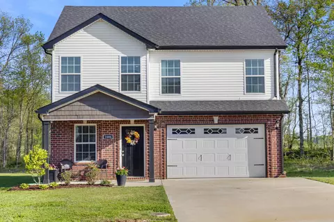 1006 Whitney Dr, Clarksville, TN 37042