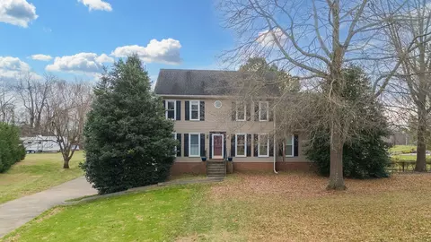 2014 Hidden Mdws, Adams, TN 37010