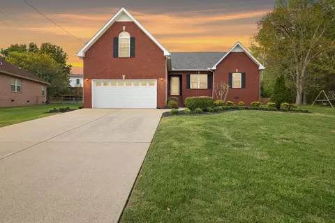 4013 Claude Dr, Smyrna, TN 37167