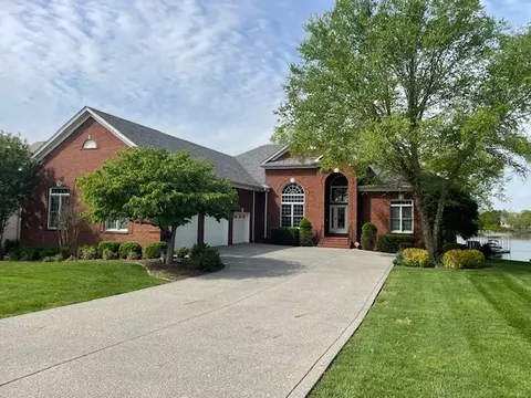 865 Plantation Blvd, Gallatin, TN 37066