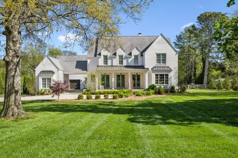 6124 Montcrest Dr, Nashville, TN 37215