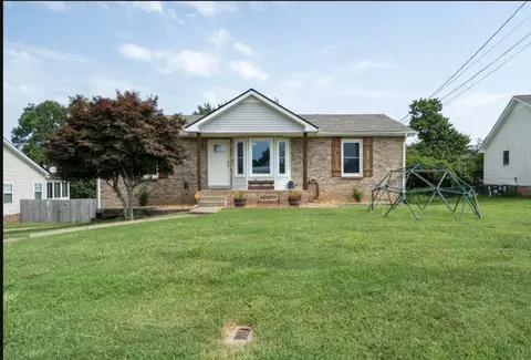 206 Windmeade Cir, Clarksville, TN 37042
