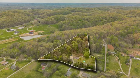 581 Brazier Ln, Gallatin, TN 37066