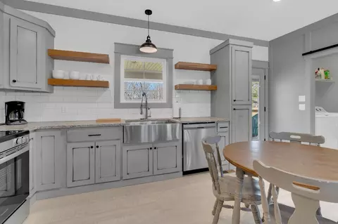 Kitchen - 591 Ghea Rd, Normandy, TN 37360 photo 2 of 5