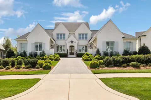 9409 Thatchbay Ct, College Grove, TN 37046