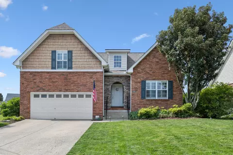 2142 Gold Valley Dr, Murfreesboro, TN 37130