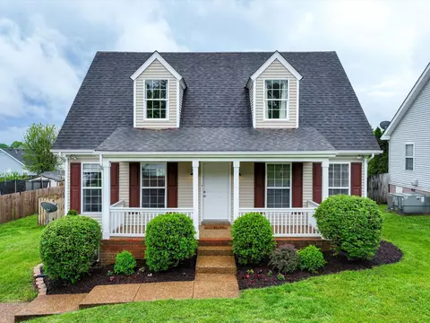 1007 Persimmon Dr, Spring Hill, TN 37174