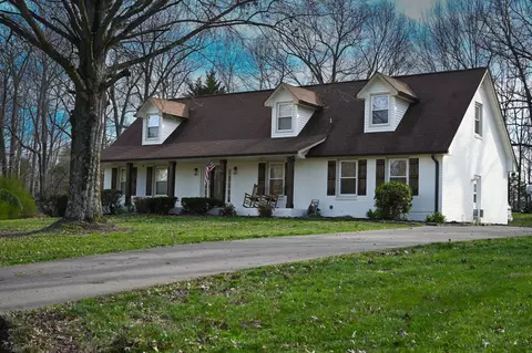 4310 Memory Ln, Adams, TN 37010