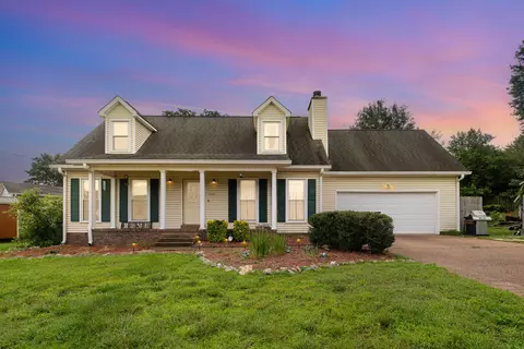 3019 Windsor Dr, Columbia, TN 38401
