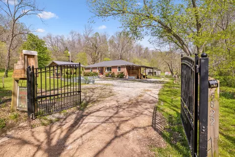 5822 Fly Hollow Rd, Santa Fe, TN 38482