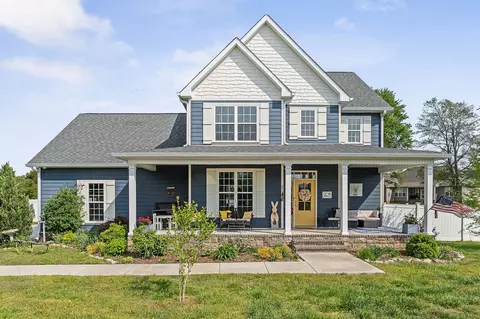 62 Garrison Dr, Mcminnville, TN 37110