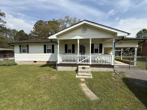 28 Stovall St, Fort Oglethorpe, GA 30742