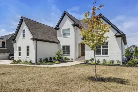 625 Reichert Ct, Murfreesboro, TN 37130