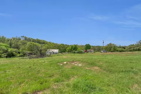 3163 Brandau Rd, Hermitage, TN 37076