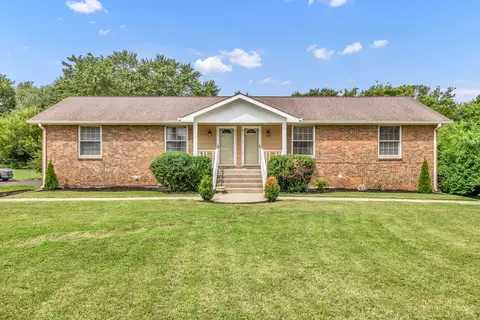 108 Chiroc Rd, Hendersonville, TN 37075
