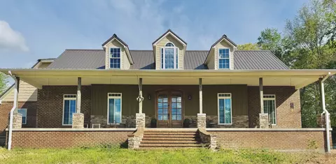 703 Gaither Hinson Rd, Waynesboro, TN 38485