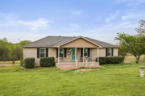 2403 Oak Knob Rd, Lafayette, TN 37083