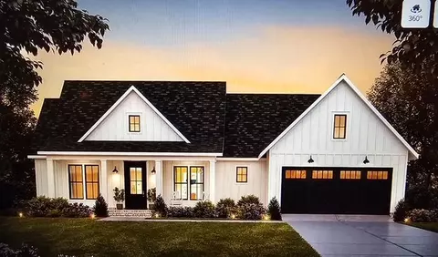 9 Town Rd, Fayetteville, TN 37334