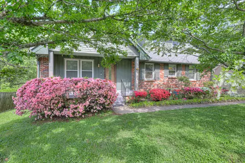 717 Albany Dr, Hermitage, TN 37076