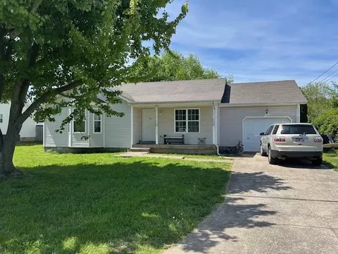 433 Pacific Ave, Oak Grove, KY 42262