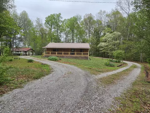 73 S 20th Ave, Gruetli Laager, TN 37339