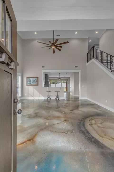 Entry Way - 1118 Cotillion Dr, Murfreesboro, TN 37128 photo 2 of 2