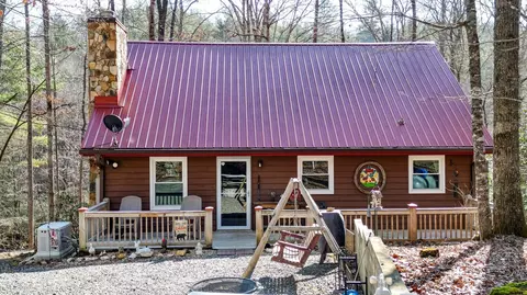 57 Mangums Trl, Blue Ridge, GA 30513