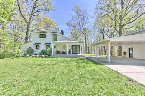8583 Lewis Rd, Nashville, TN 37221