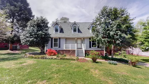 102 Kings Gate Ln, Franklin, TN 37064