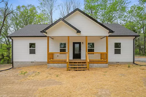 610 Cecil Hale Rd, Smithville, TN 37166
