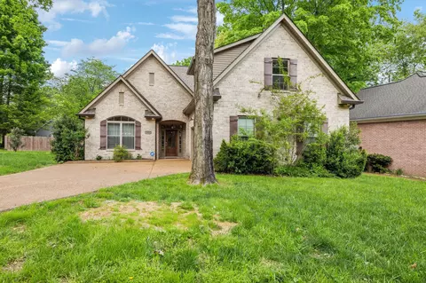 1521 Halifax Dr, Spring Hill, TN 37174