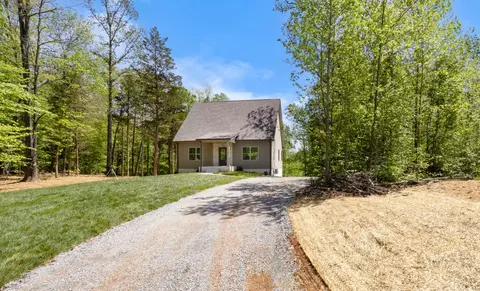 2370 Ramblewood Dr, Clarksville, TN 37040