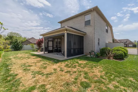 Exterior - 2012 Chapel Ct, Murfreesboro, TN 37128 photo 6 of 10