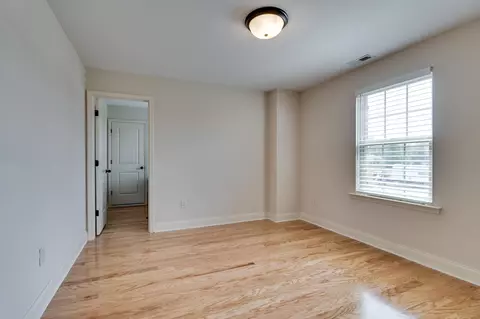 Bedroom - 2012 Chapel Ct, Murfreesboro, TN 37128 photo 4 of 6