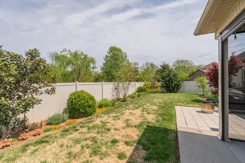 Exterior - 2012 Chapel Ct, Murfreesboro, TN 37128 photo 5 of 10