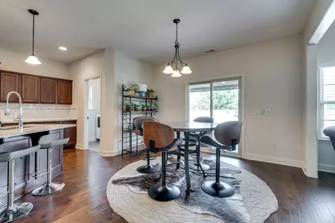 Dining - 2012 Chapel Ct, Murfreesboro, TN 37128 photo 1 of 2