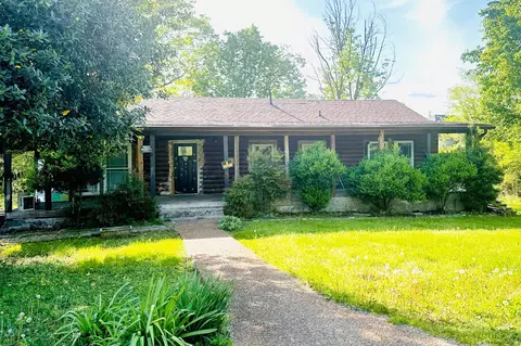 2038 Hygeia Rd, Greenbrier, TN 37073