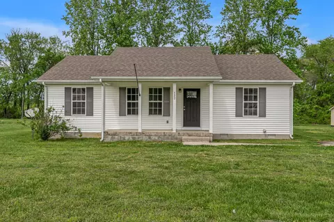 322 E Airport Dr, Mcminnville, TN 37110