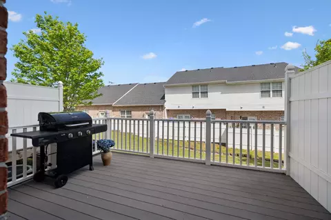 202 Spence Ln #103, Nashville, TN 37210