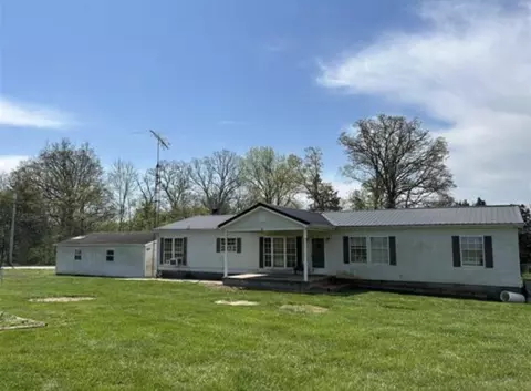 639 Deer Lick Rd, Lewisburg, KY 42256