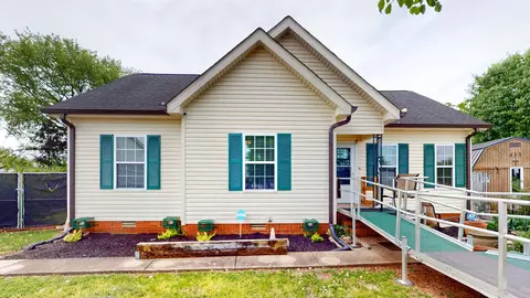 431 Parkside Cir, Lebanon, TN 37087