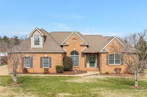 8517 Horseshoe Bend Ln, Ooltewah, TN 37363