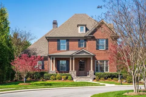 1103 Longholm Ct, Chattanooga, TN 37405
