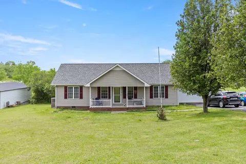 165 Ridgecrest Rd, Hartsville, TN 37074