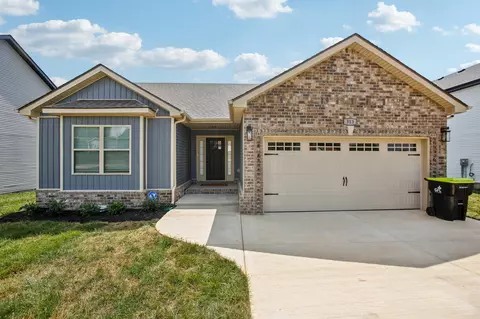 7 Hugh Hunter Rd, Oak Grove, KY 42262
