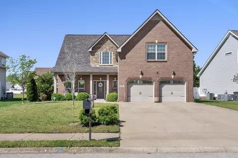 803 Carousel Ct, Clarksville, TN 37043