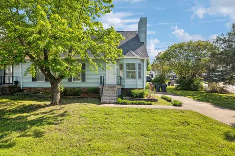 3000 Woodymore Pl, Antioch, TN 37013