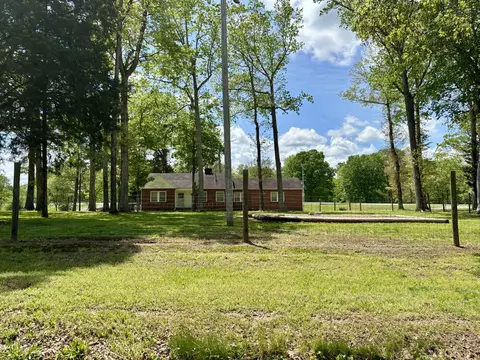 Exterior - 980 Highway 50, Centerville, TN 37033 photo 2 of 11
